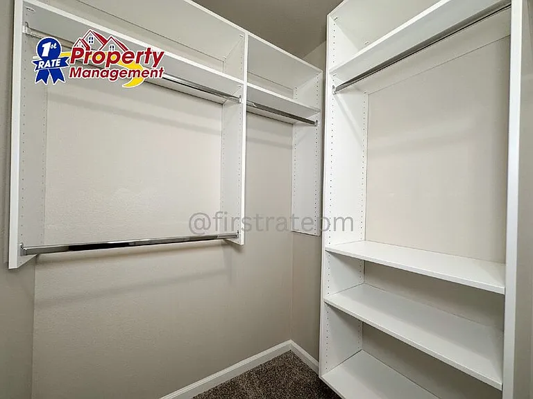 10186 W Garverdale Ln #201 — Photo 18