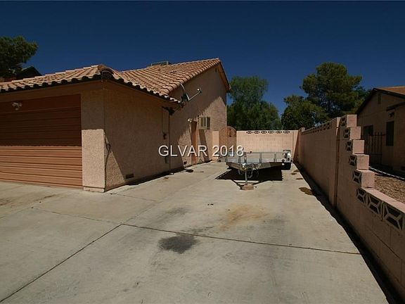 2nd image of 3808 Silent Hill Dr
