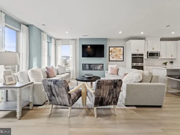 2488 Connector Aly, Herndon, VA 20171