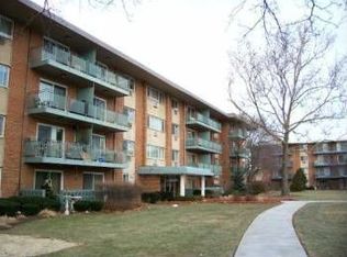 2230 S Goebbert Rd APT 145, Arlington Heights, IL 60005