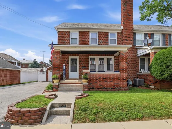 309 W Walnut St, Hanover, PA 17331