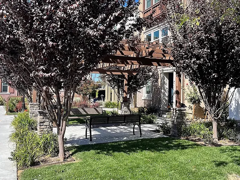 210 Ashton Way — Photo 28