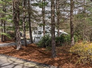 37 Stonehurst Rd, Needham, MA 02492