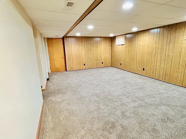 6416 E Evergreen Blvd — Photo 24