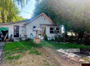 221 Main St W, Saint Clair, MN 56080