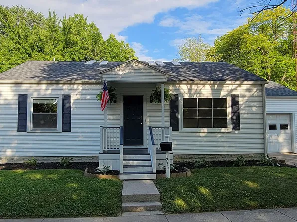 1233 Schultz St, Defiance, OH 43512