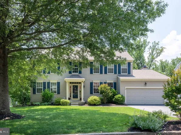 743 Iris Ln, Media, PA 19063