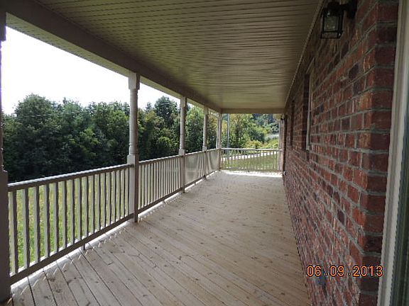 5th image of 353 Fairfield Way