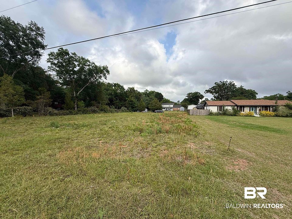 1st image of 10254 Longview Dr W