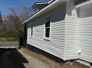 436 N Chestnut St, Henderson, NC 27536