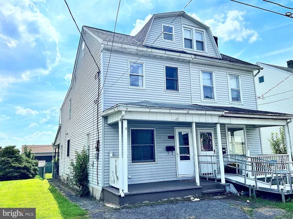 128 S Wylam St, Frackville, PA 17931