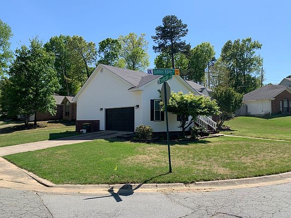 2nd image of 1 Summer Ridge Ct