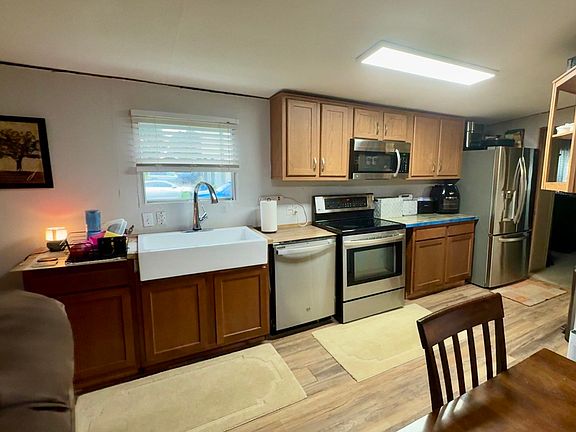 5th image of 7487 Shady Ln