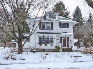 23 Walden Pl, Rochester, NY 14610