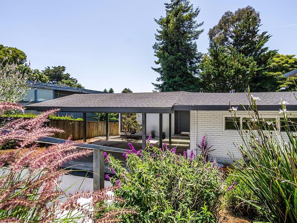 1st image of 456 Monterey Dr