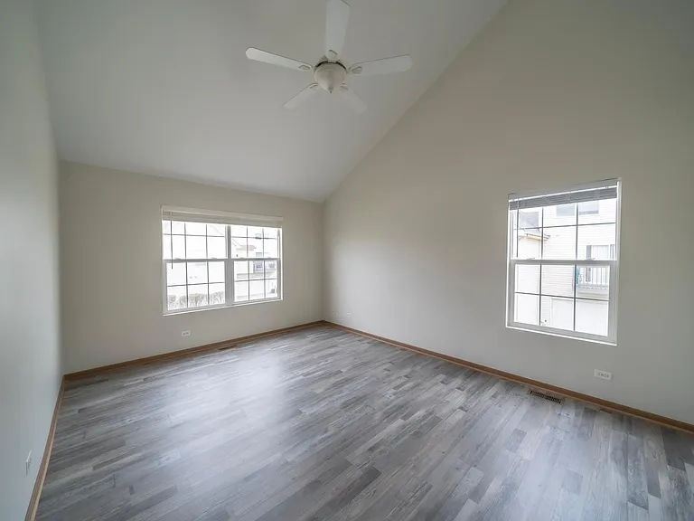 17421 Yakima Dr — Photo 10