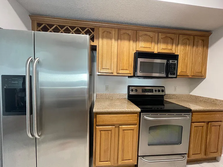4242 NW 2nd St #915 — Photo 10