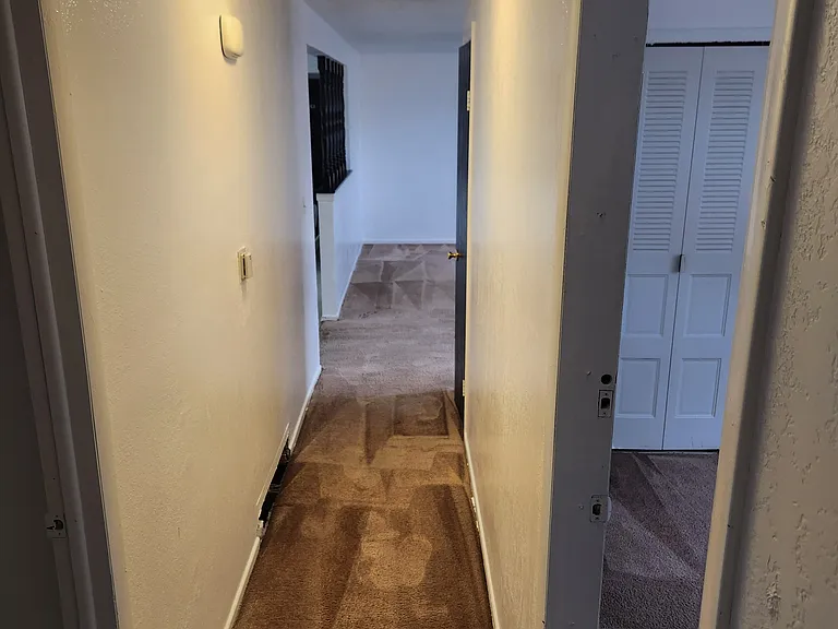 1007 Village Dr — Photo 14