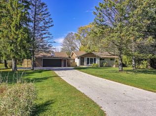 10131 S 76th St, Franklin, WI 53132
