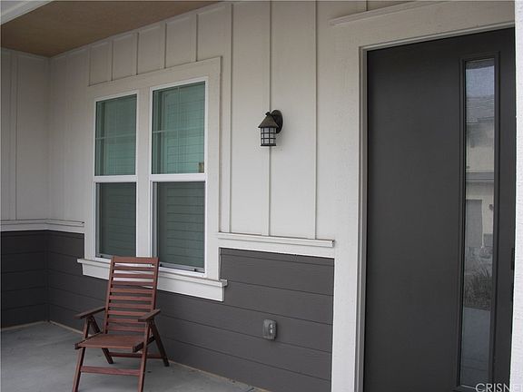2nd image of 25127 Grapefruit Ln