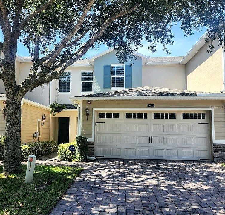 1st image of 1053 Priory Cir