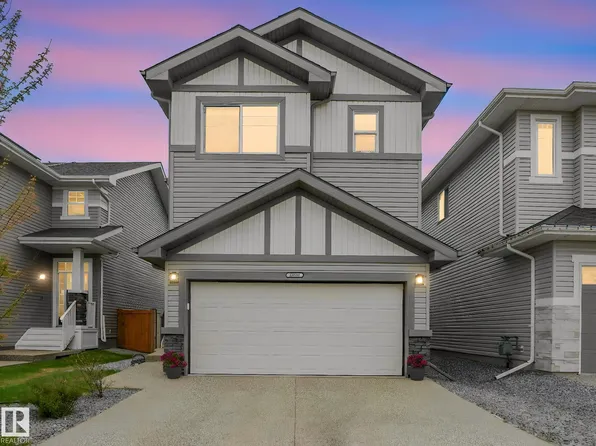20507 99th Ave NW, Edmonton, AB T5T 7L5