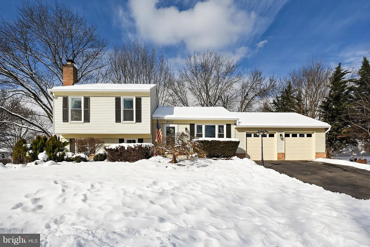 10135 Yorktown Dr photo 1