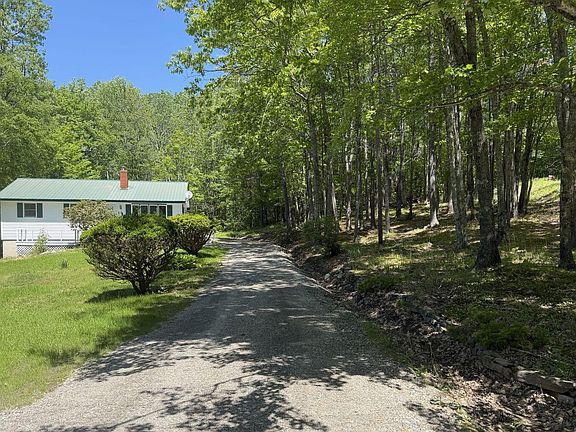 2nd image of 16 Evergreen Estates Road