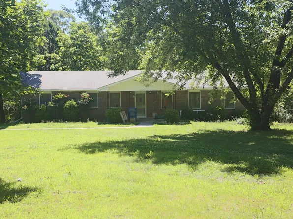 109 Ravenwood Way, Ridgedale, MO 65739