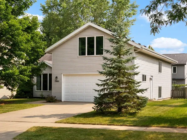 7005 Parker Hill Dr, Madison, WI 53719