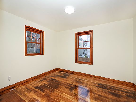 4th image of 84 Rogers Ave #1