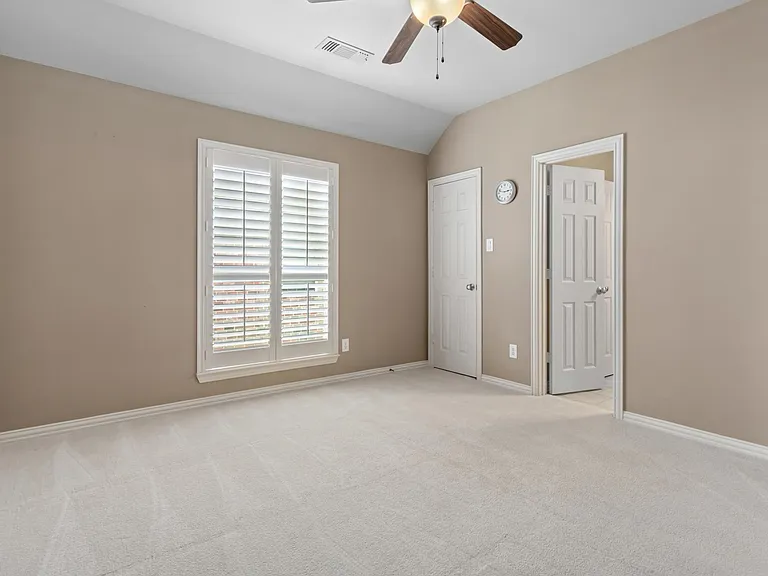 921 Pine Burst Dr — Photo 33