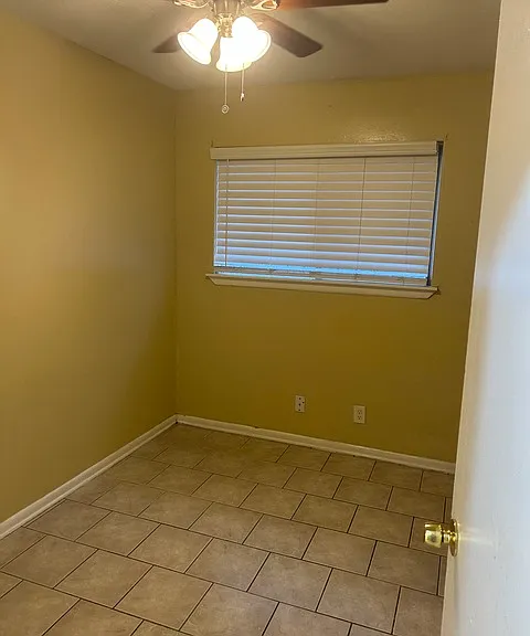 11009 Valley Star Dr — Photo 3