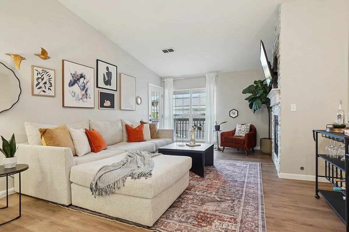 Building Photo - 4271 S Blackhawk Cir #2C