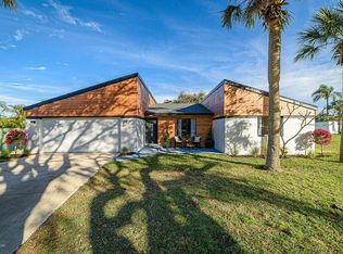 1345 Leslie Dr, Merritt Island, FL 32952