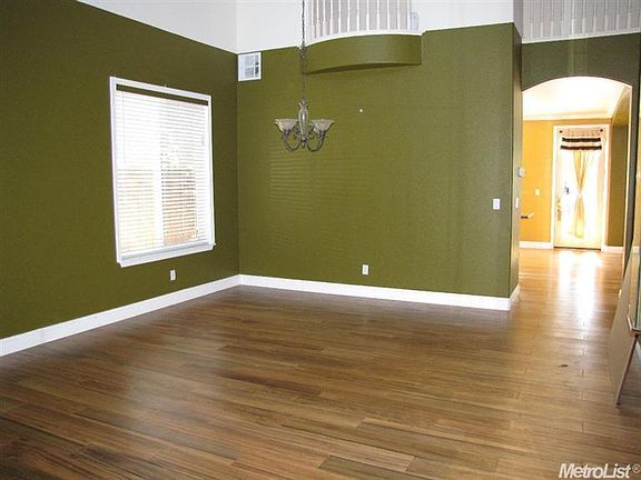 2nd image of 2287 Celtic Dr
