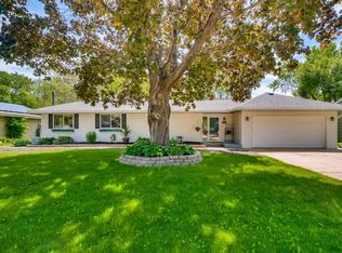 5013 W 60th St, Minneapolis, MN 55436