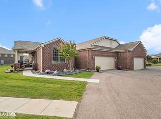 49236 Mallorie Ct, Macomb, MI