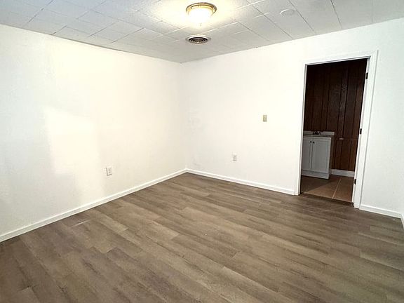 3rd image of 26 W Main St #7