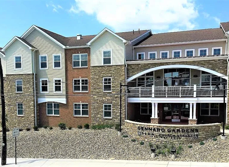 522 N Church St — Photo 1
