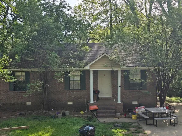 1812 Skyline Dr, Oxford, MS 38655