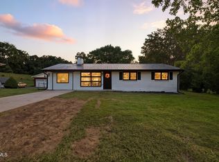 214 Florence Dr, Blountville, TN 37617