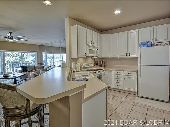 4th image of 64 Port Royale Dr #4A