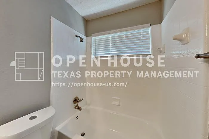5305 Rio Bravo Dr — Photo 17