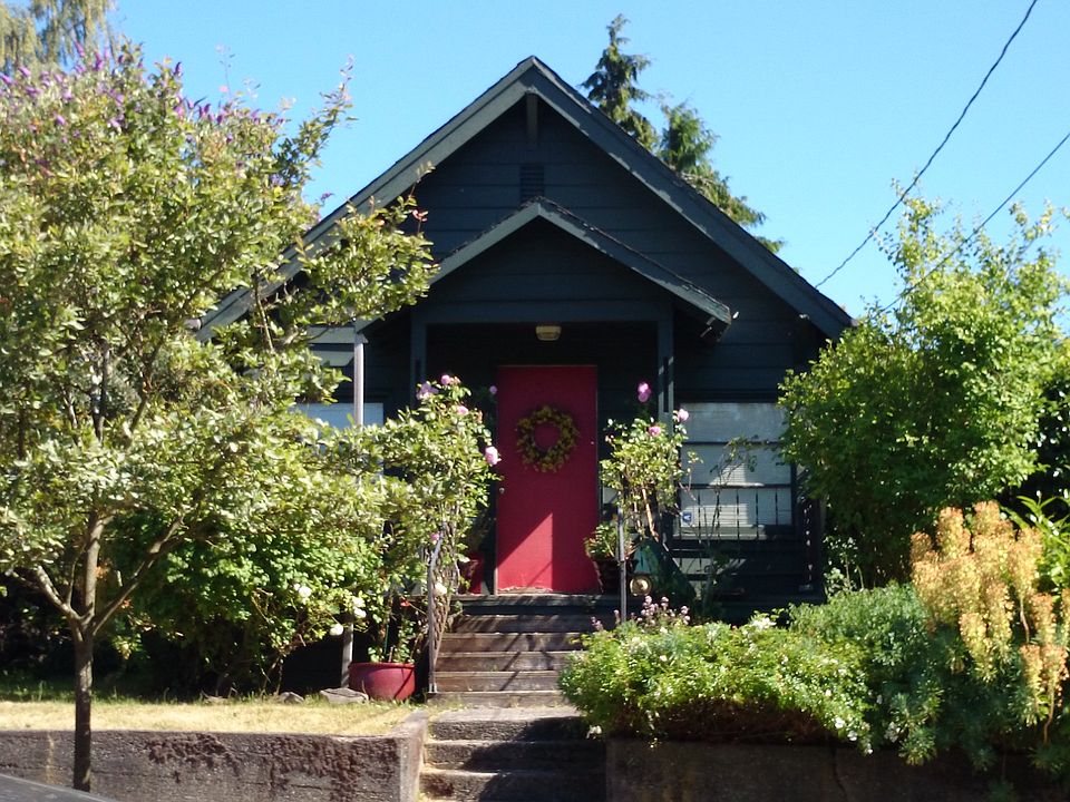 2nd image of 1346 S Pearl St