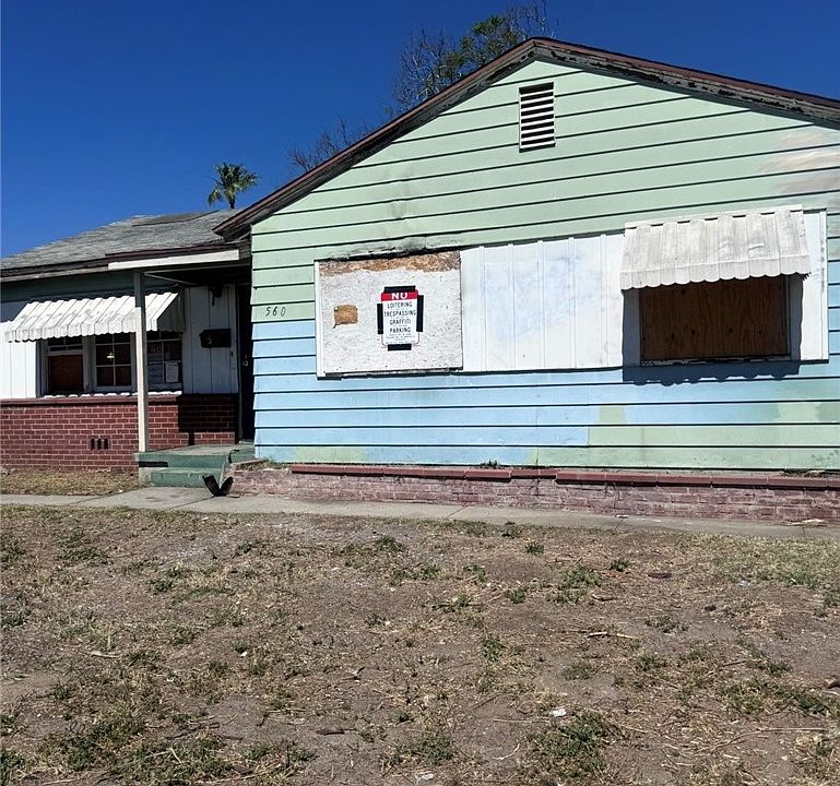 1st image of 560 W Cornell Dr