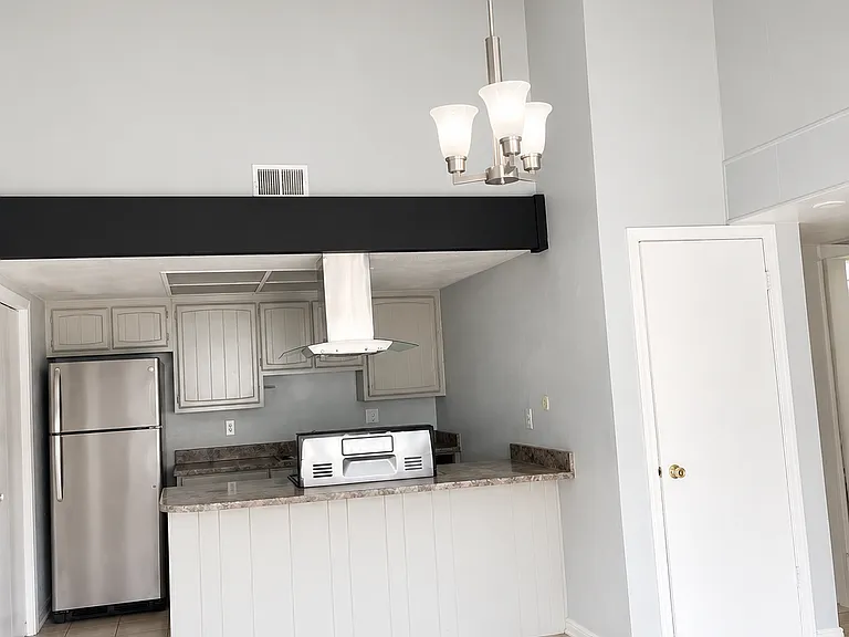 5855 Spring Glen Dr — Photo 1