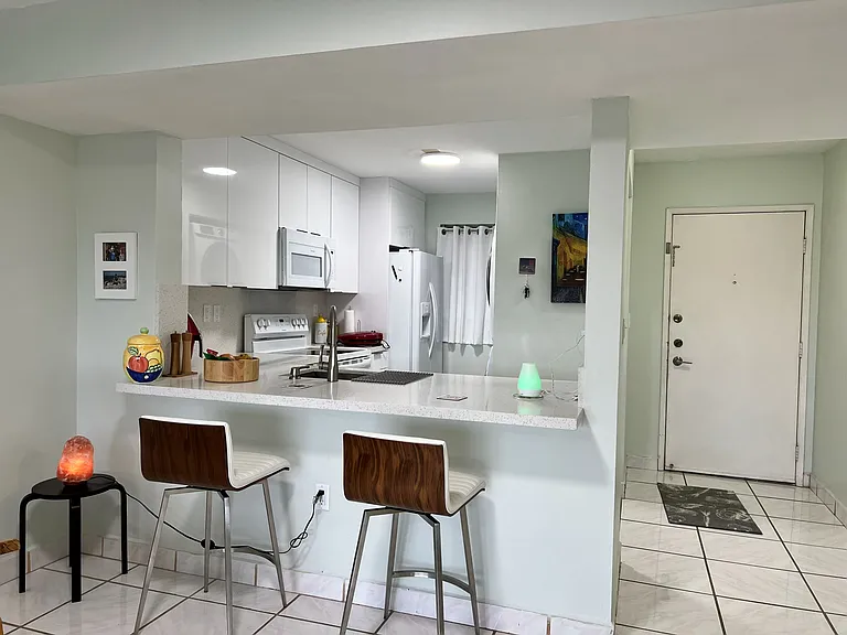 10145 NW 9th Street Cir — Photo 4