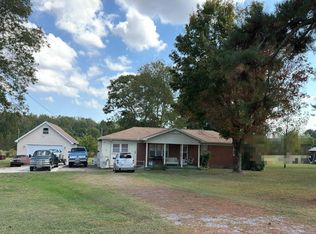 32 S Patrick Rd, Fayetteville, TN 37334