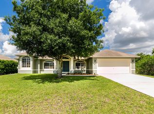 589 SW Quick Ct, Pt Saint Lucie, FL 34953